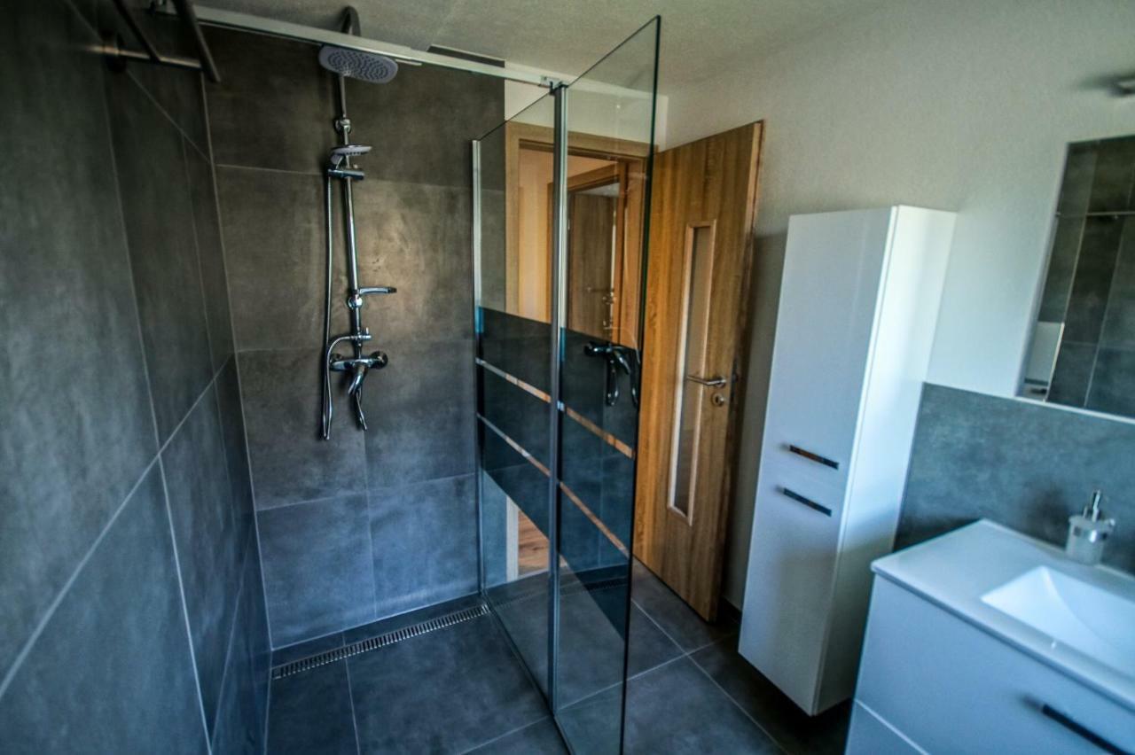 Aresko-Apartments Vidnava Extérieur photo